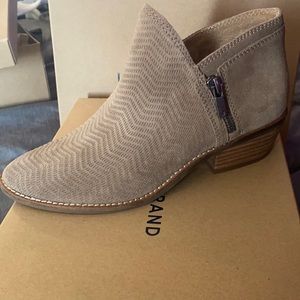 Brand new lucky brand ankle boots